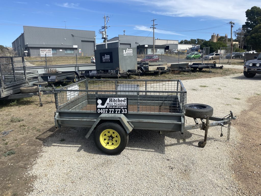 Trailer 3. Medium Cage